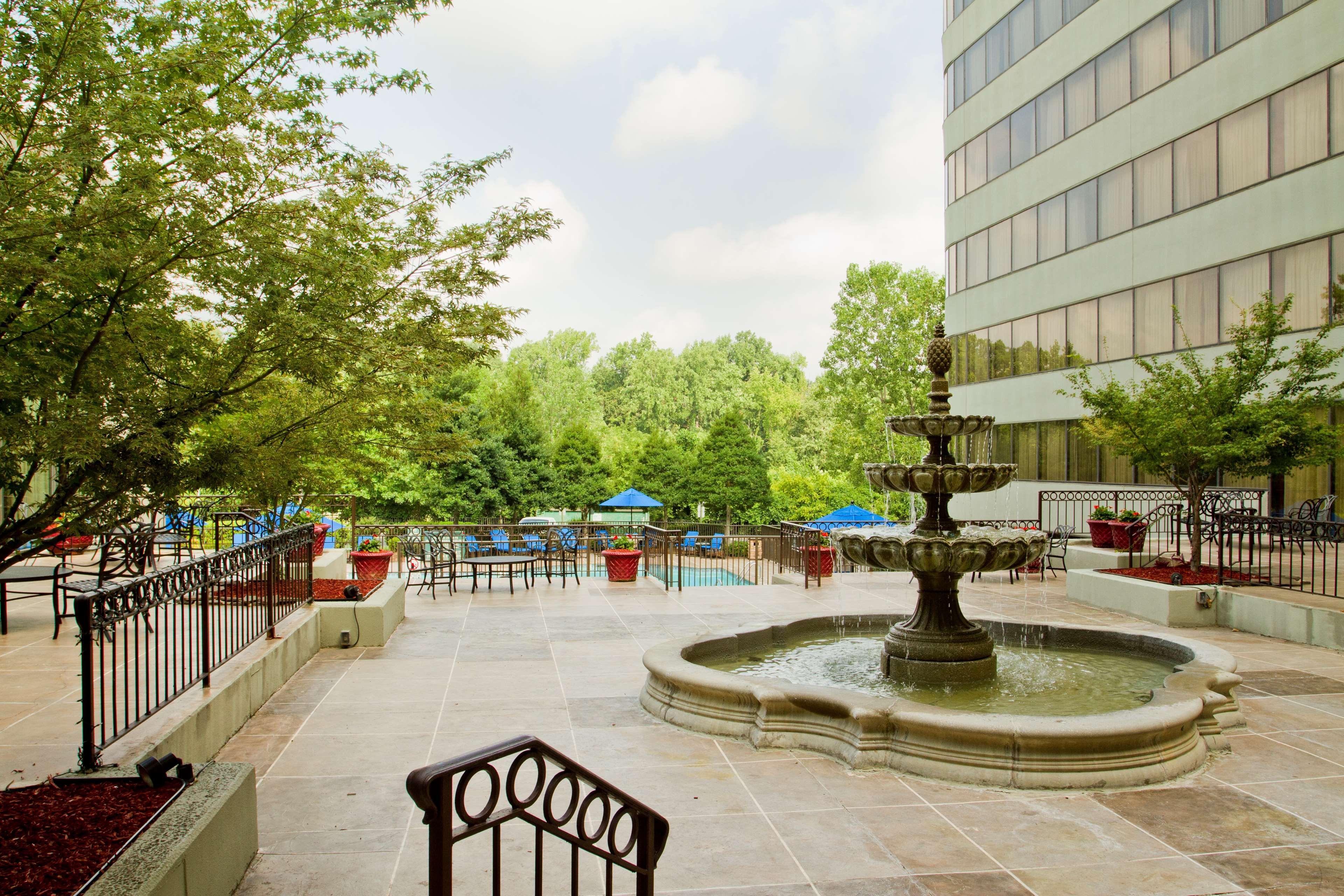 Doubletree By Hilton South Charlotte Tyvola Hotel Buitenkant foto