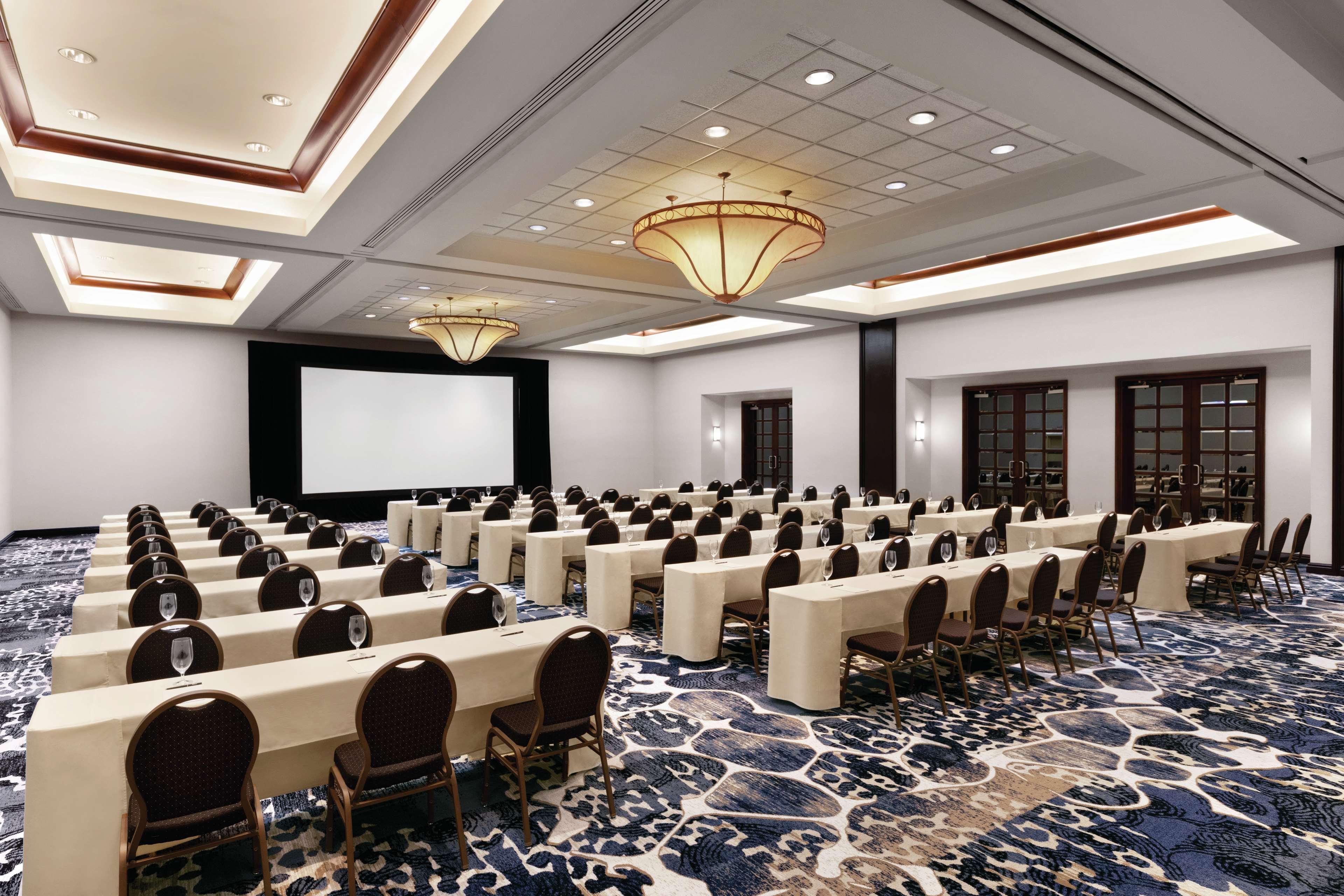 Doubletree By Hilton South Charlotte Tyvola Hotel Buitenkant foto