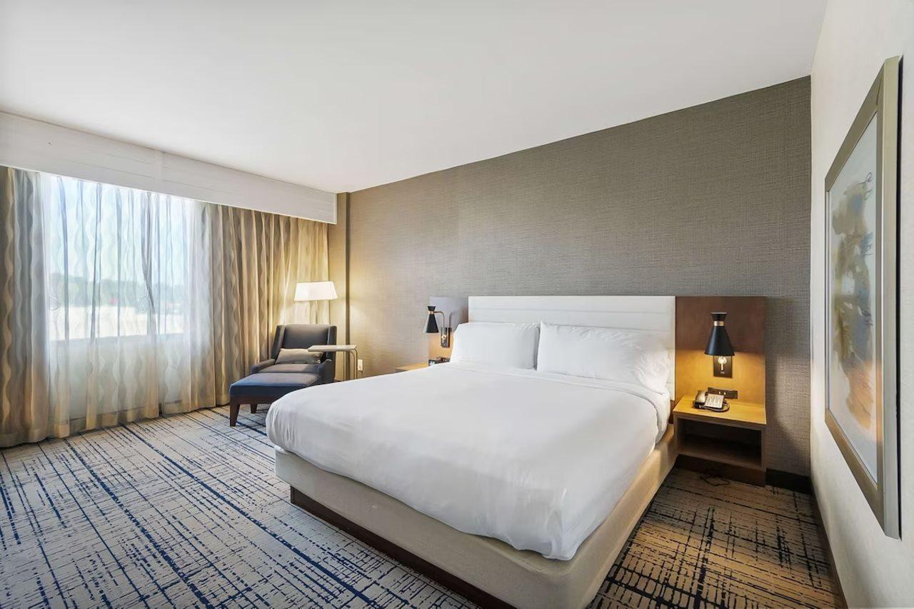 Doubletree By Hilton South Charlotte Tyvola Hotel Buitenkant foto