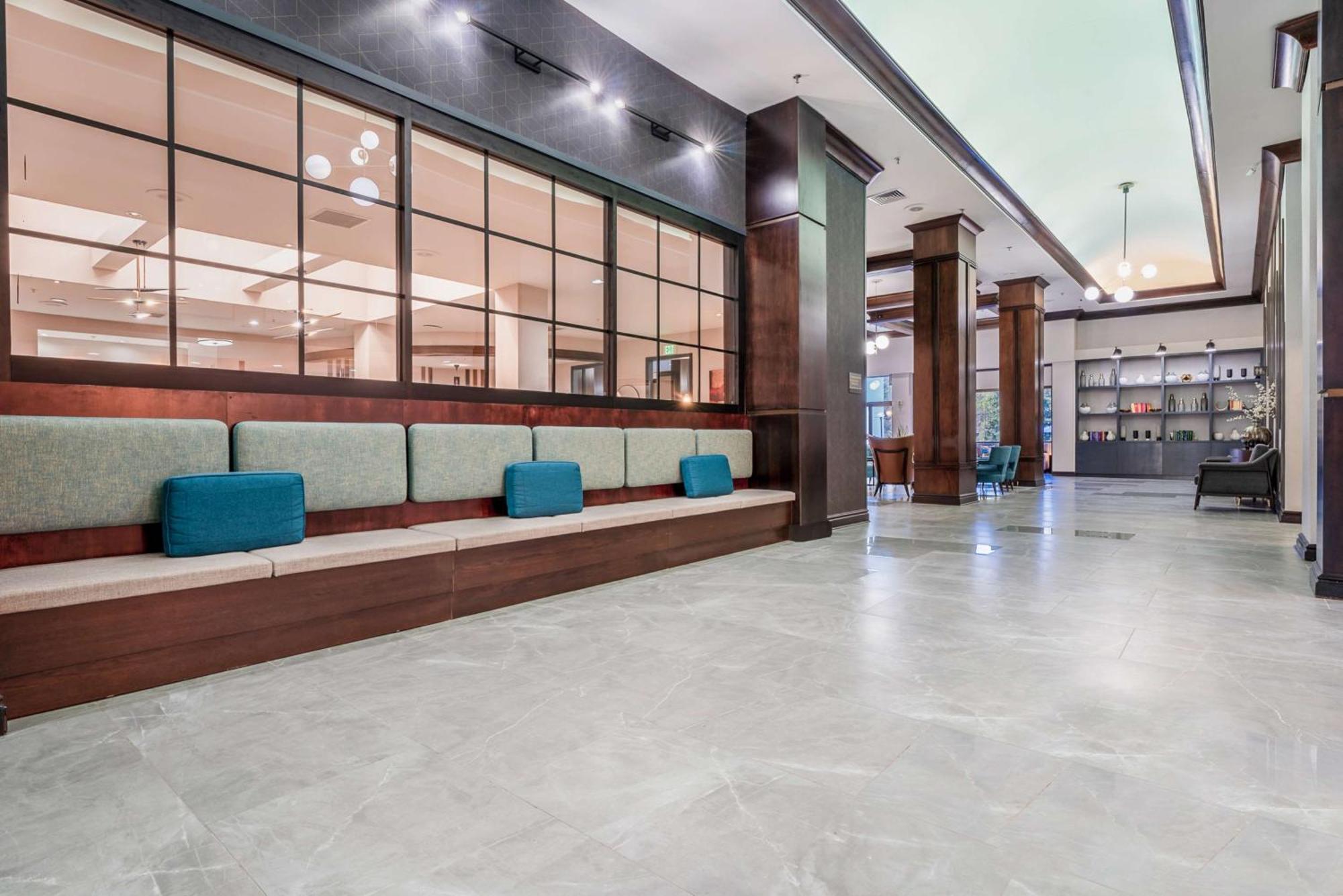 Doubletree By Hilton South Charlotte Tyvola Hotel Buitenkant foto