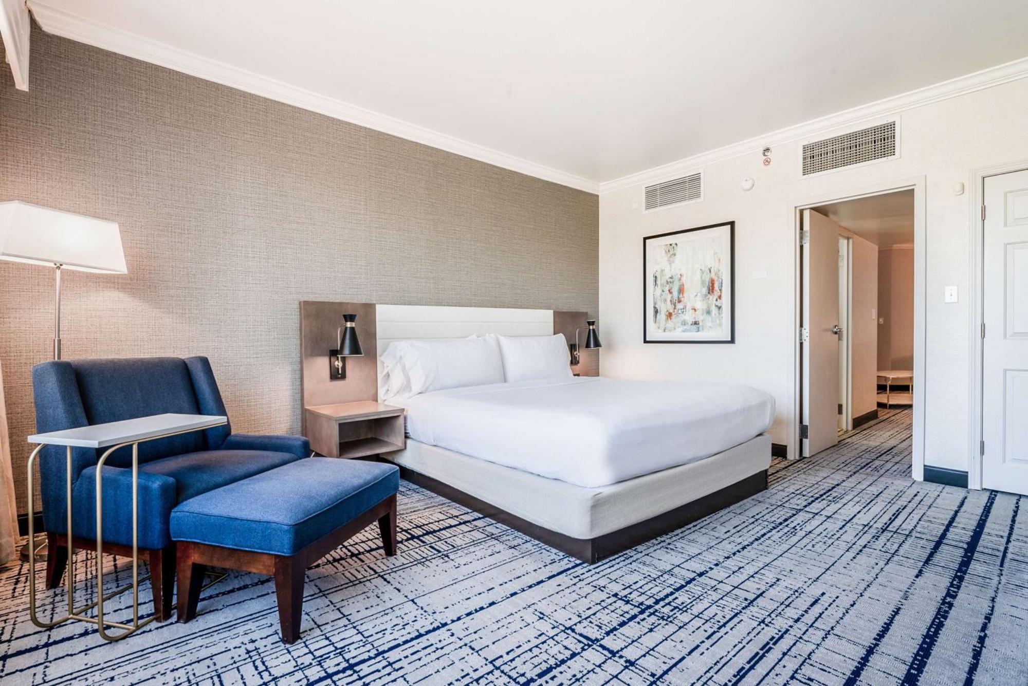 Doubletree By Hilton South Charlotte Tyvola Hotel Buitenkant foto