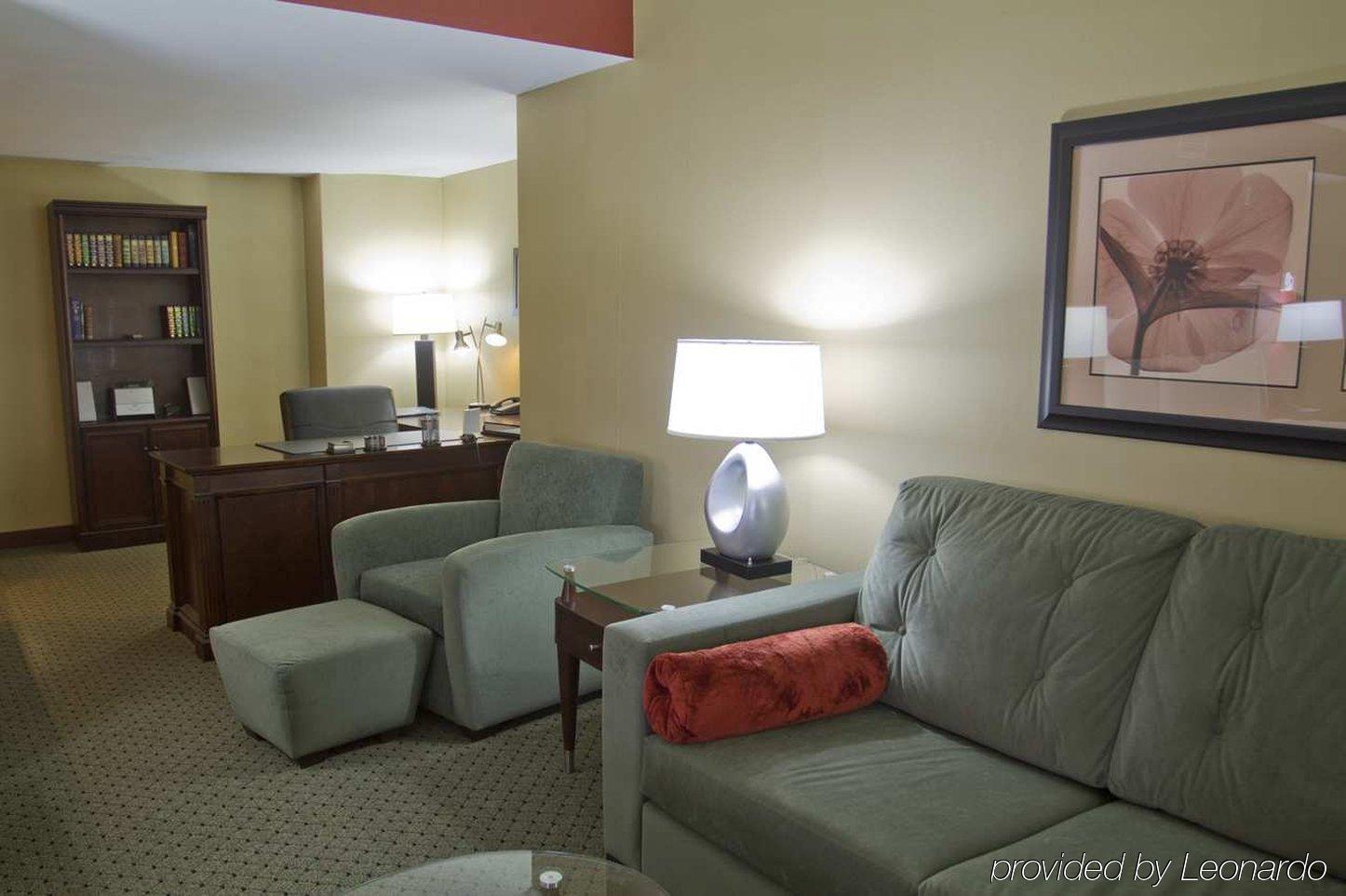 Doubletree By Hilton South Charlotte Tyvola Hotel Buitenkant foto